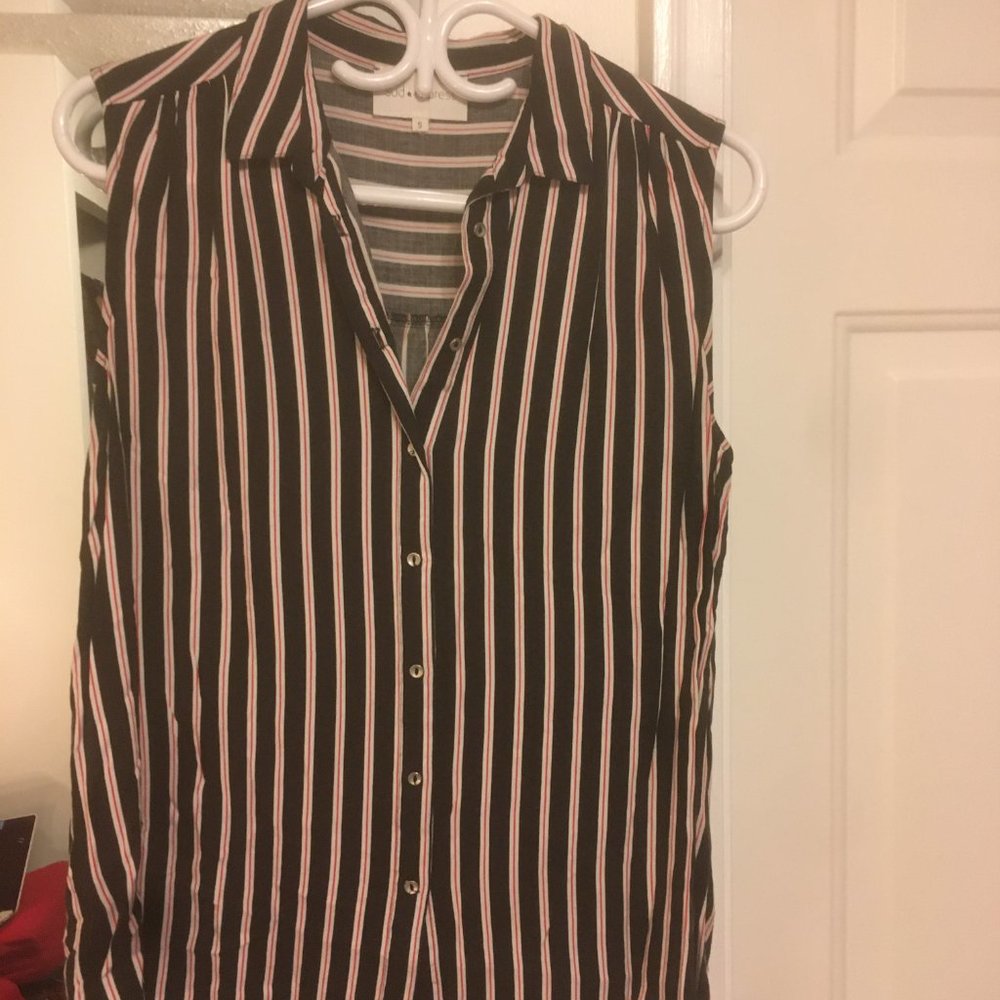 French brand Sud Express sleeveless button up shirt